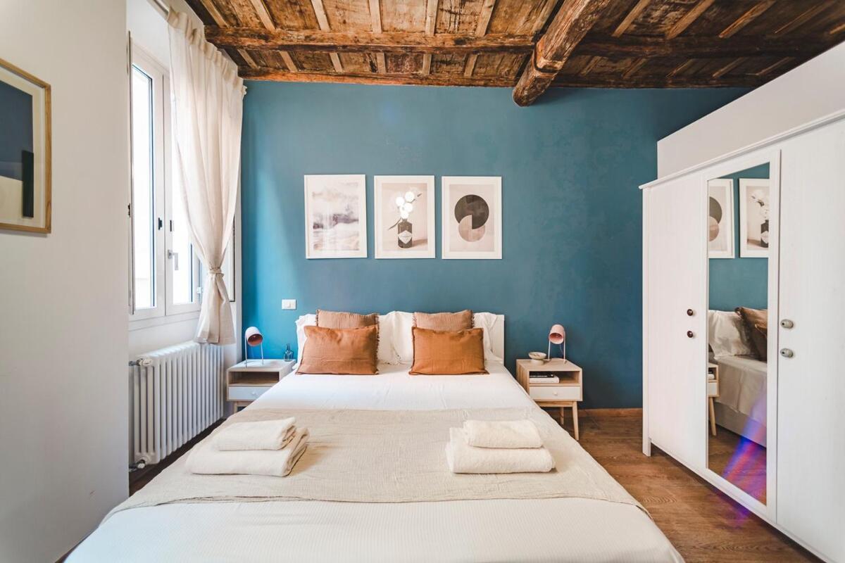 Fancy Colosseum - Location Apartment