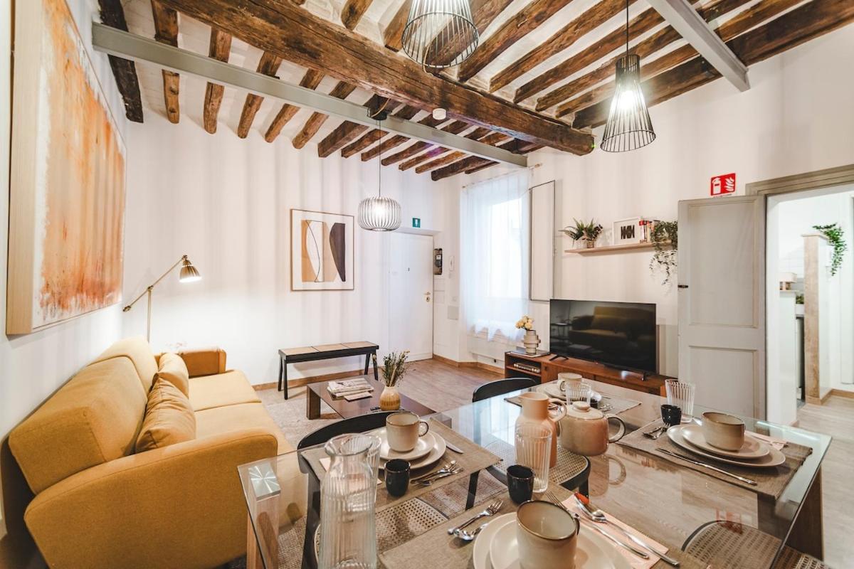 Fancy Colosseum - Location Apartment